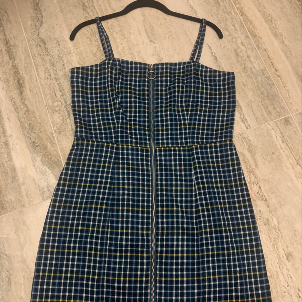 Aeropostale zip up dress